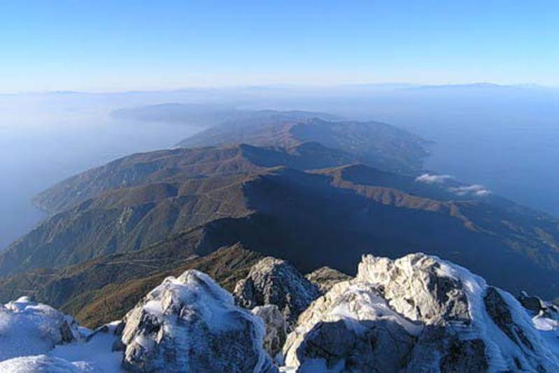 Вид с вершины Святой Горы Афон. Греция